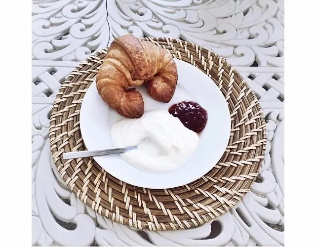 Nuovissimo Piano Terra A Due Passi Dal Mare 切尔维亚