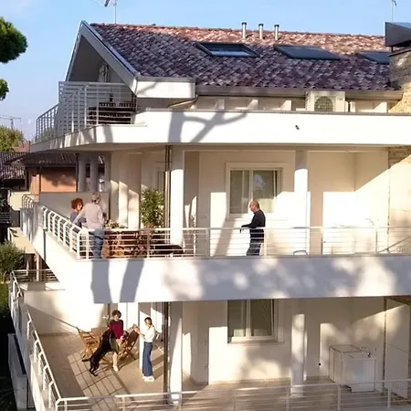 Nuovissimo Piano Terra A Due Passi Dal Mare *