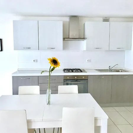 شقة Nuovissimo Piano Terra A Due Passi Dal Mare *